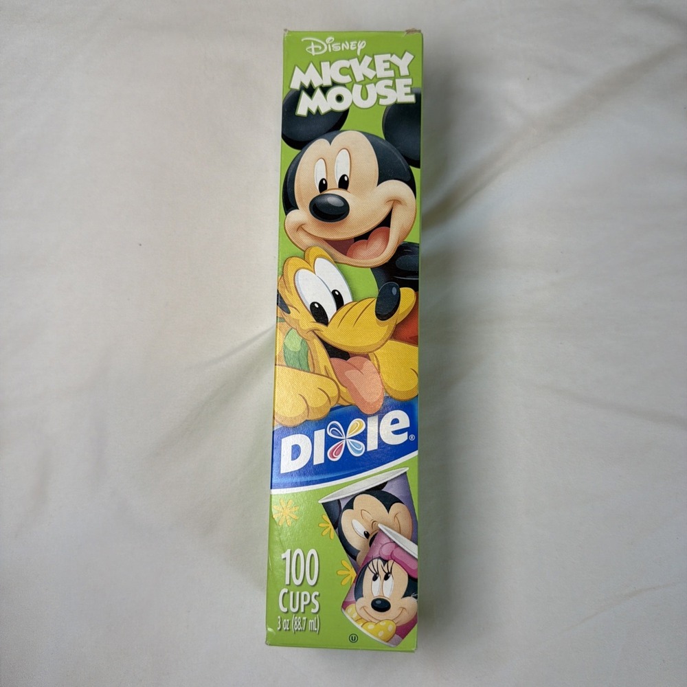 Disney Mickey Mouse Dixie 64 cups 3oz cups 2006